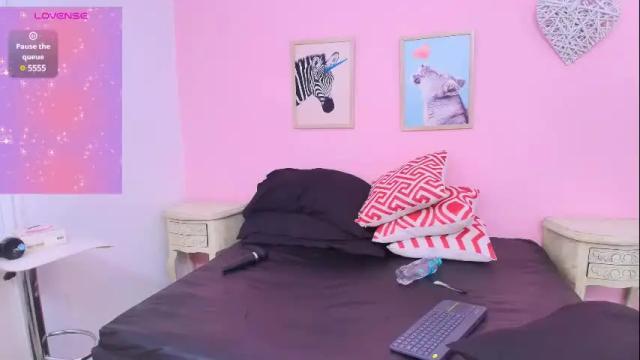 Image 11 of valerysimon Stream on Chaturbate on 15 days ago