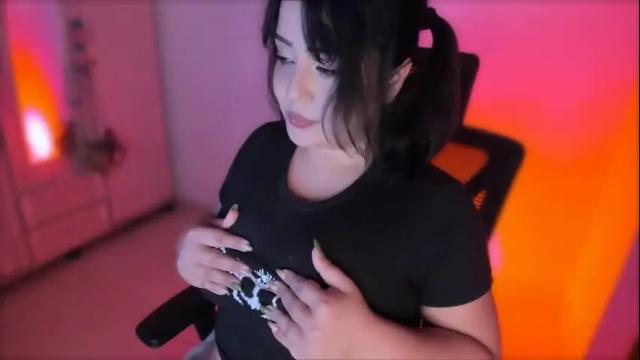 Image 4 of valerysoto_ Stream on Chaturbate on 27 days ago