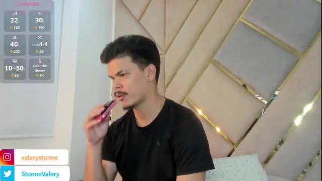Image 2 of valerystonne_ Stream on Chaturbate on 1 month ago