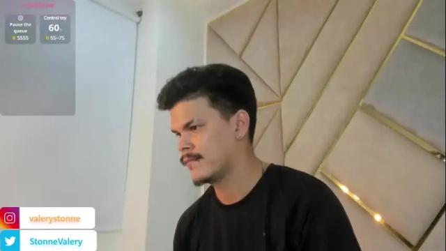 Image 6 of valerystonne_ Stream on Chaturbate on 1 month ago