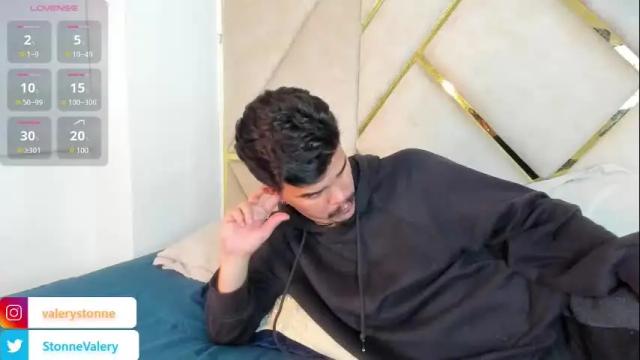 Image 7 of valerystonne_ Stream on Chaturbate on 1 month ago