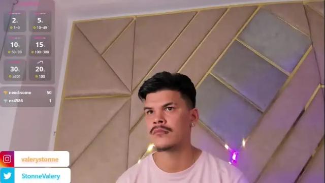 Image 2 of valerystonne_ Stream on Chaturbate on 1 month ago
