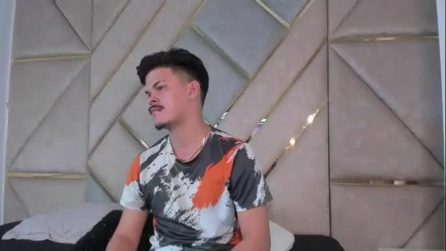 Image 12 of valerystonne_ Stream on Chaturbate on 1 month ago