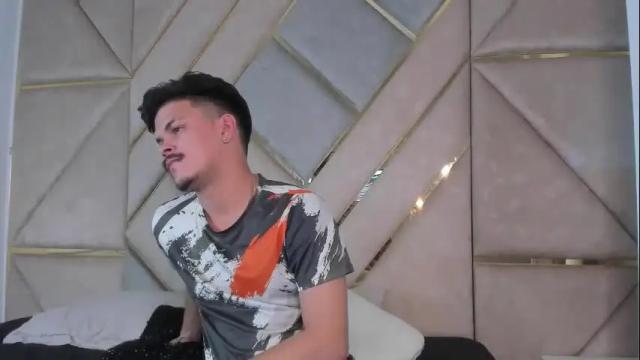 Image 8 of valerystonne_ Stream on Chaturbate on 1 month ago