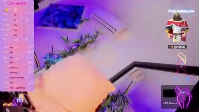 Image 2 of valeryxx777x Stream on Chaturbate on 20 months ago