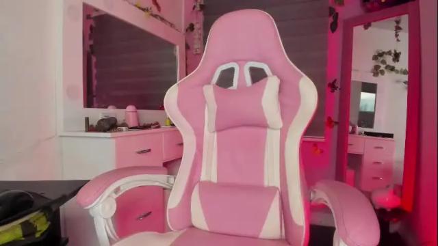 Image 12 of valeryy_sexyy Stream on Chaturbate on 26 days ago