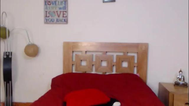 Image 10 of valesantodomingo Stream on Chaturbate on 1 month ago