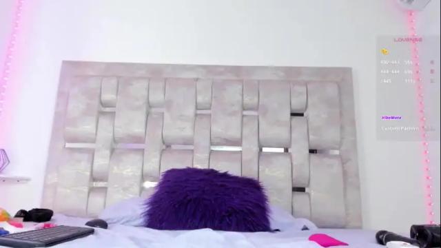 Image 3 of valeskarubio Stream on Chaturbate on 6 months ago