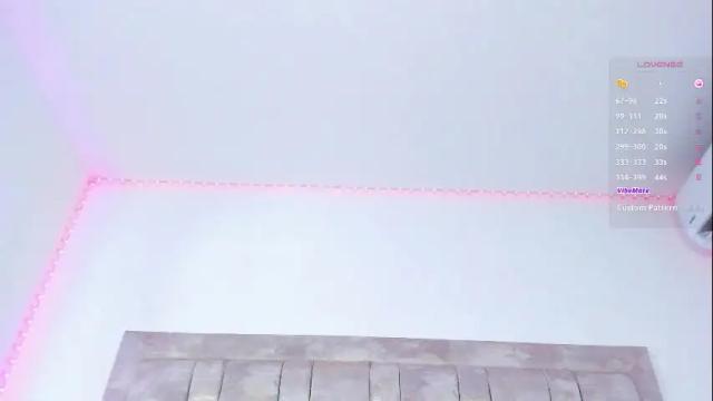 Image 12 of valeskarubio Stream on Chaturbate on 5 months ago