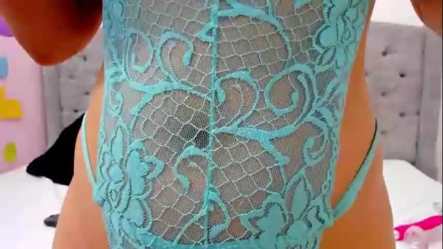 Image 7 of valesskahall Stream on Chaturbate on 29 days ago