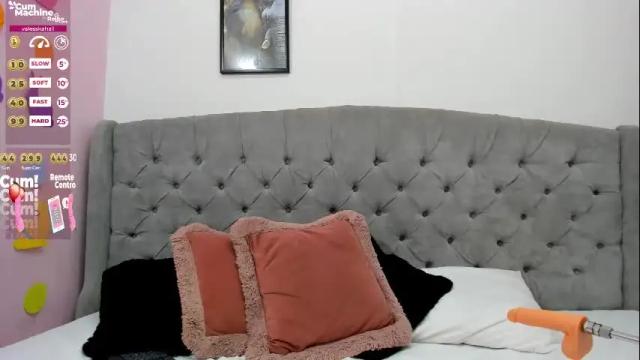 Image 7 of valesskahall Stream on Chaturbate on 8 days ago