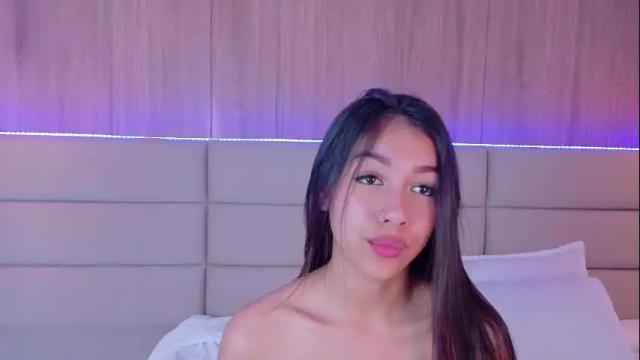 Image 12 of valeswift Stream on Chaturbate on 1 month ago