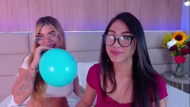 Image 3 of valeswift Stream on Chaturbate on 1 month ago