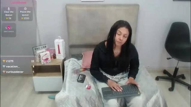 Image 10 of valevicious Stream on Chaturbate on 1 month ago