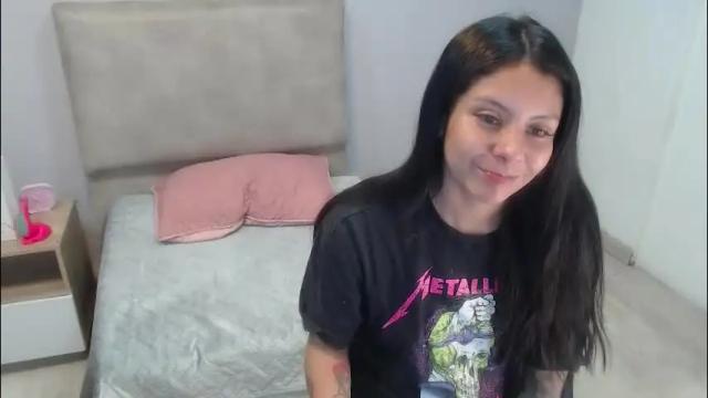 Image 10 of valevicious Stream on Chaturbate on 28 days ago