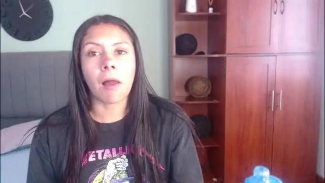 Image 11 of valevicious Stream on Chaturbate on 3 days ago