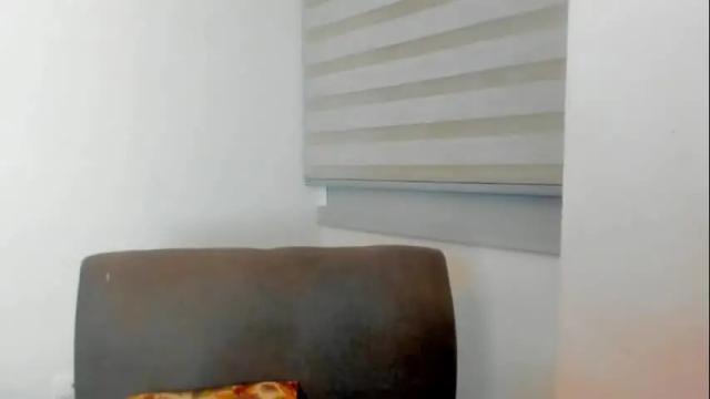 Image 4 of valezny69 Stream on Chaturbate on 1 month ago