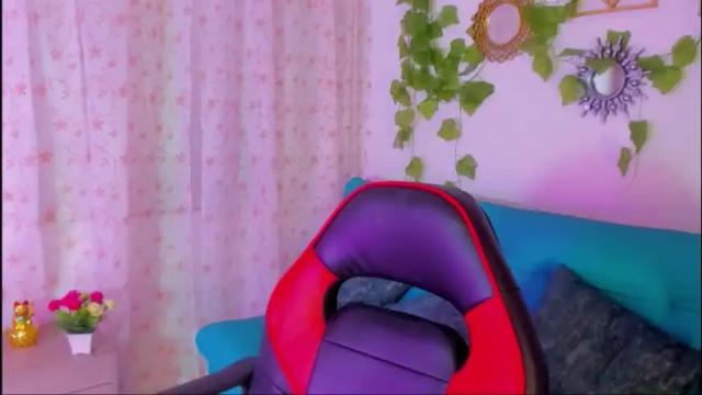 Image 3 of valezny69 Stream on Chaturbate on 29 days ago