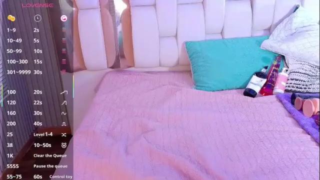 Image 2 of valkiria_moore Stream on Chaturbate on 1 month ago
