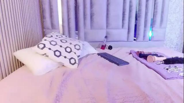 Image 10 of valkiria_moore Stream on Chaturbate on 22 days ago