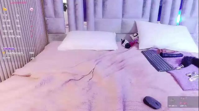 Image 2 of valkiria_moore Stream on Chaturbate on 22 days ago