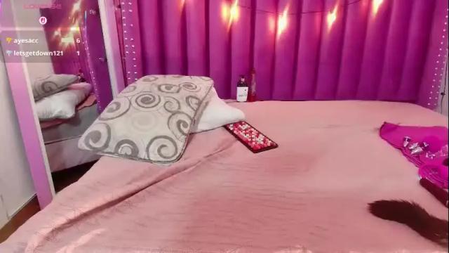 Image 11 of valkiria_moore Stream on Chaturbate on 5 days ago