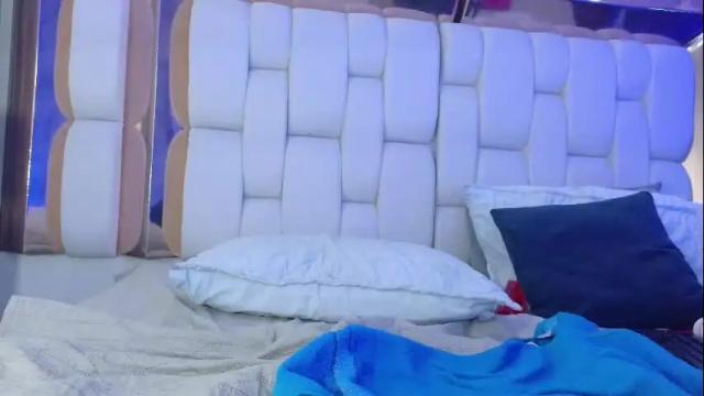 Image 8 of valkiria_moore Stream on Chaturbate on 1 month ago