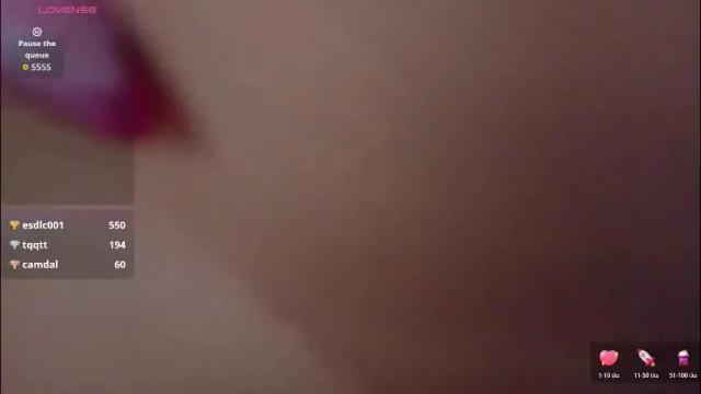 Image 11 of valkiria_moore Stream on Chaturbate on 26 days ago