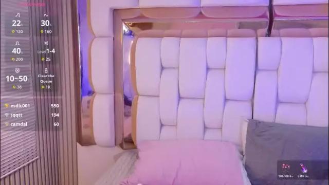 Image 6 of valkiria_moore Stream on Chaturbate on 26 days ago