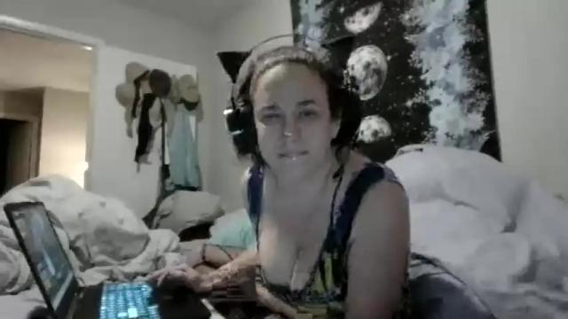 Image 2 of valkyrie125 Stream on Chaturbate on 18 months ago