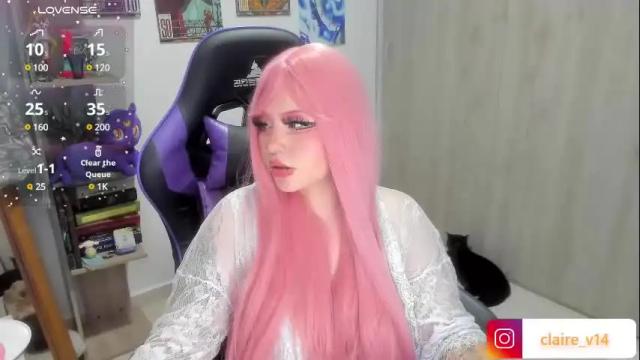 Image 4 of valkyrie_claire Stream on Chaturbate on 2 months ago