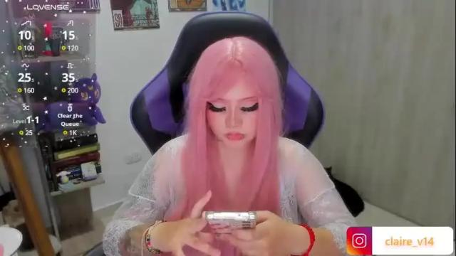 Image 6 of valkyrie_claire Stream on Chaturbate on 2 months ago