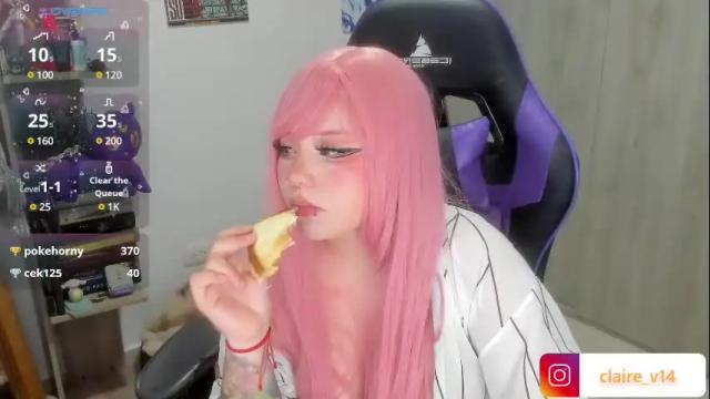 Image 6 of valkyrie_claire Stream on Chaturbate on 1 month ago