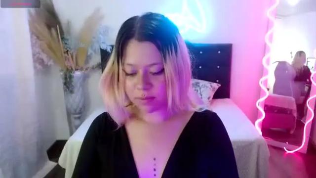 Image 12 of vallamour_tay Stream on Chaturbate on 14 months ago