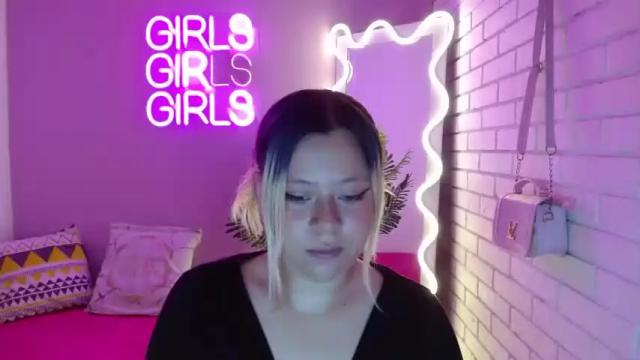 Thumbnail 1, vallamour_tay's Stream at Chaturbate, 14 months ago
