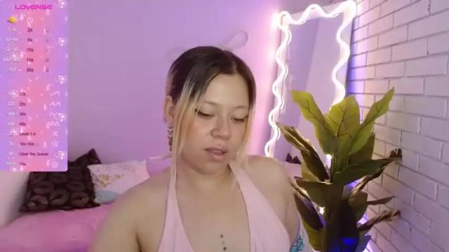 Thumbnail 1, vallamour_tay's Stream at Chaturbate, 14 months ago