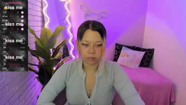Thumbnail 1, vallamour_tay's Stream at Chaturbate, 14 months ago
