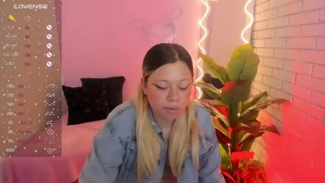 Thumbnail 2, vallamour_tay's Stream at Chaturbate, 13 months ago
