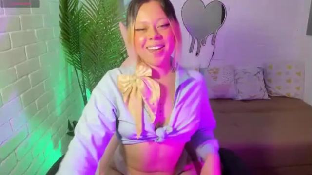 Image 3 of vallamour_tay Stream on Chaturbate on 13 months ago