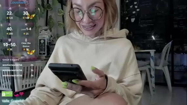 Image 6 of valle_grateful Stream on Chaturbate on 1 month ago