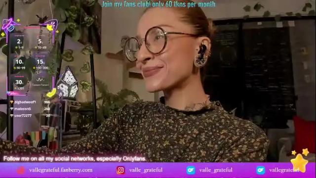 Image 12 of valle_grateful Stream on Chaturbate on 9 days ago