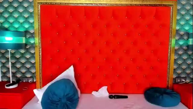Image 7 of valleriejonnes Stream on Chaturbate on 1 month ago