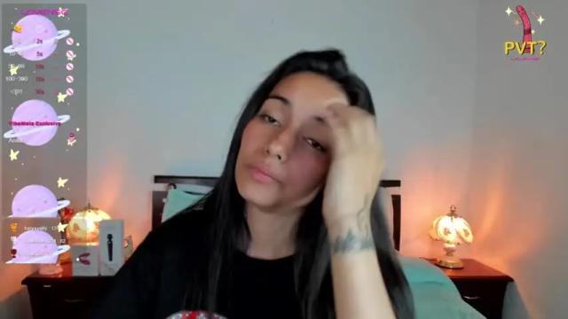 Image 11 of vallery_evanss Stream on Chaturbate on 16 months ago