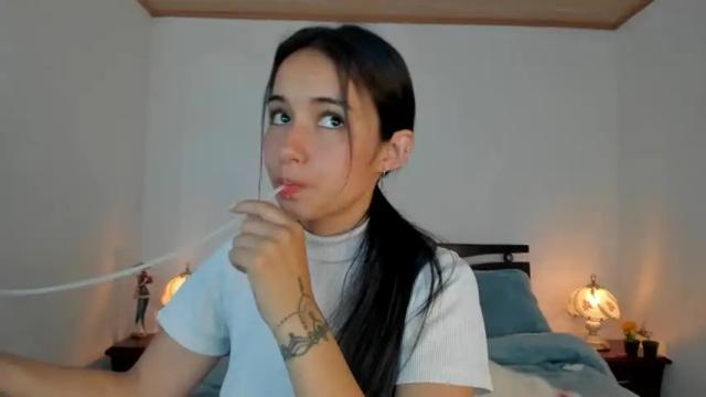 Thumbnail 1, vallery_evanss's Stream at Chaturbate, 15 months ago