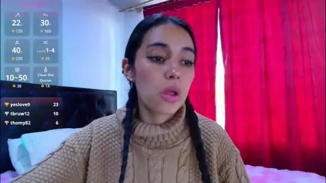 Image 11 of vallery_evanss Stream on Chaturbate on 2 months ago