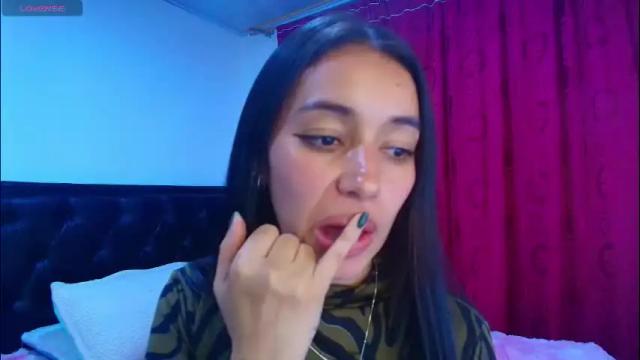 Thumbnail 1, vallery_evanss's Stream at Chaturbate, 1 month ago