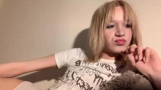 Thumbnail 1, valleyofthed0lls's Stream at Chaturbate, 15 months ago