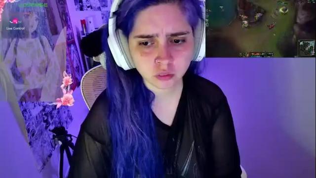 Image 3 of vallolet1_ Stream on Chaturbate on 15 days ago