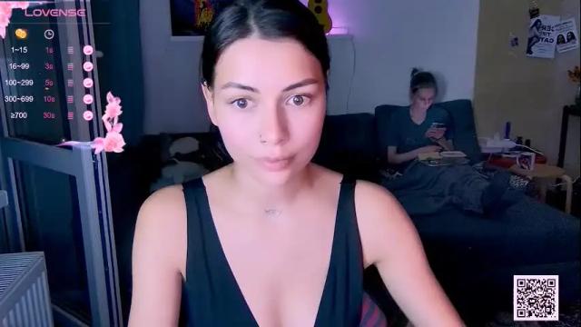 Image 3 of valorant_girl Stream on Chaturbate on 1 month ago