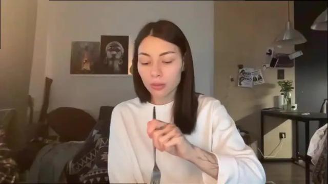 Image 4 of valorant_girl Stream on Chaturbate on 1 month ago